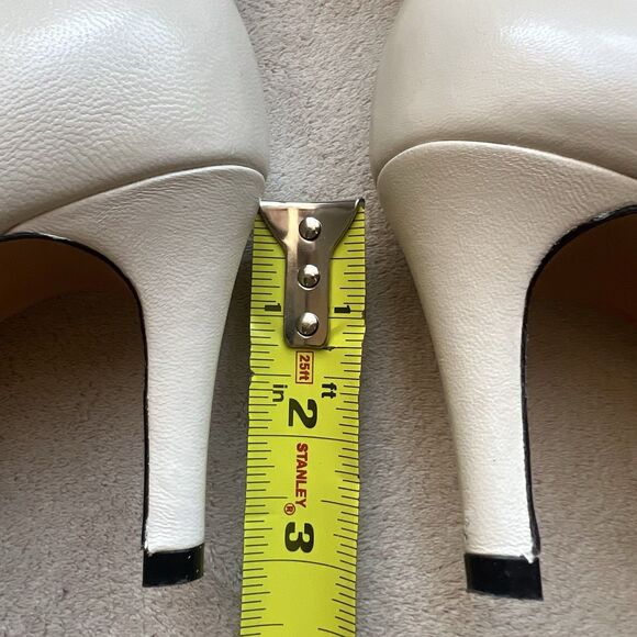 Toral Cream Leather & Black Fabric Cap Pointy Toe Boots Women EU 36 US 6 Chic - Picture 12 of 16